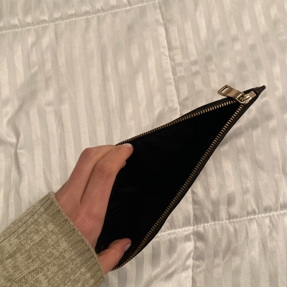 Coach pounch - Picture 2 of 4